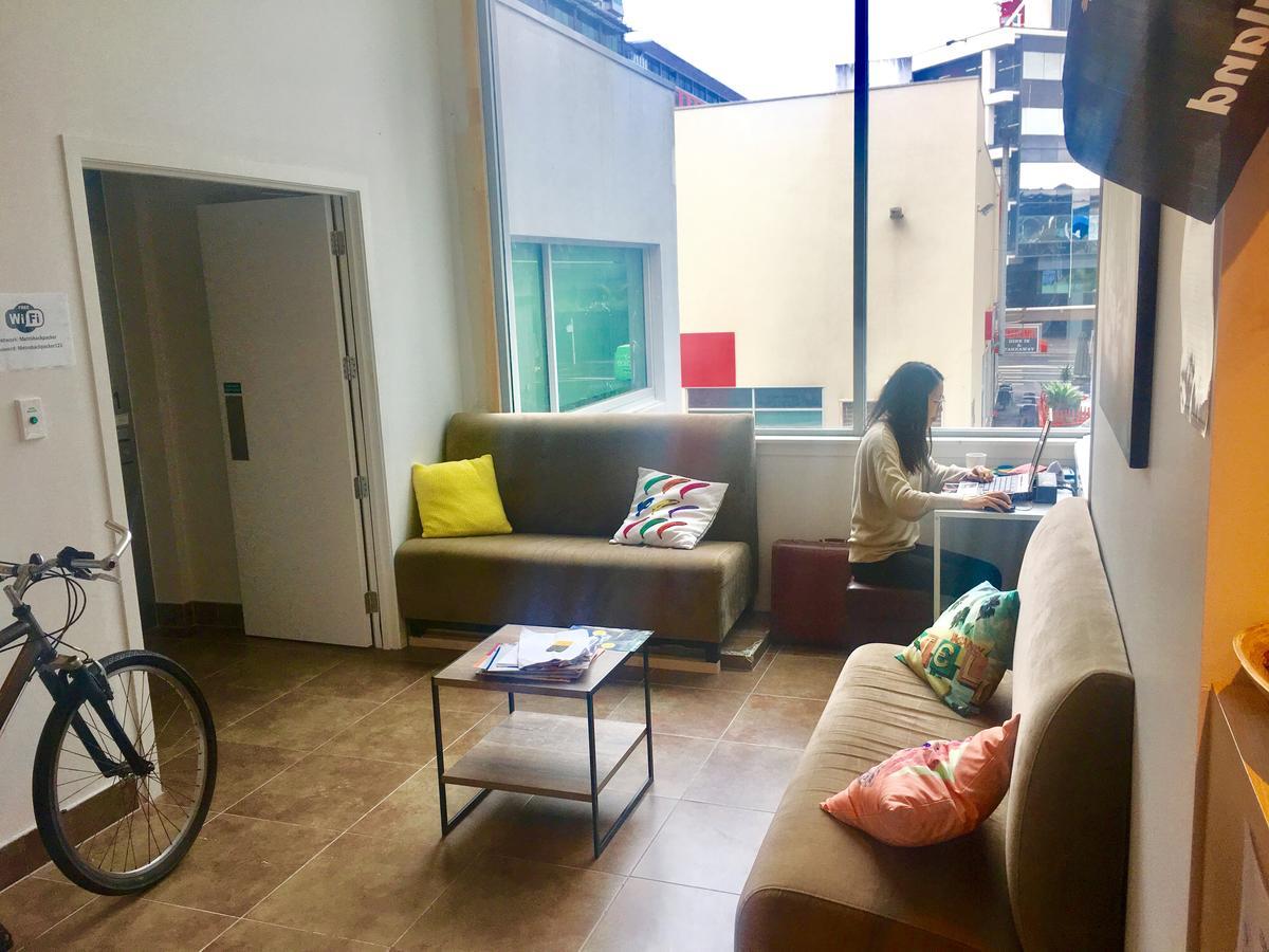 Metro Adventurer Backpackers Hostel Auckland Exterior photo
